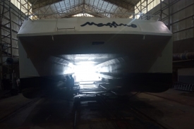 Tareas de conexión en Catamarán Massimo